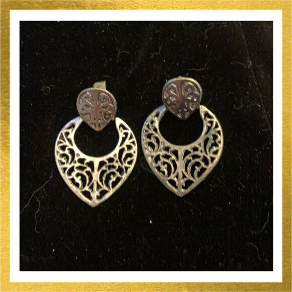 3/$20 VINTAGE Silver FILIGREE Dangle EARRINGS - Picture 1 of 1